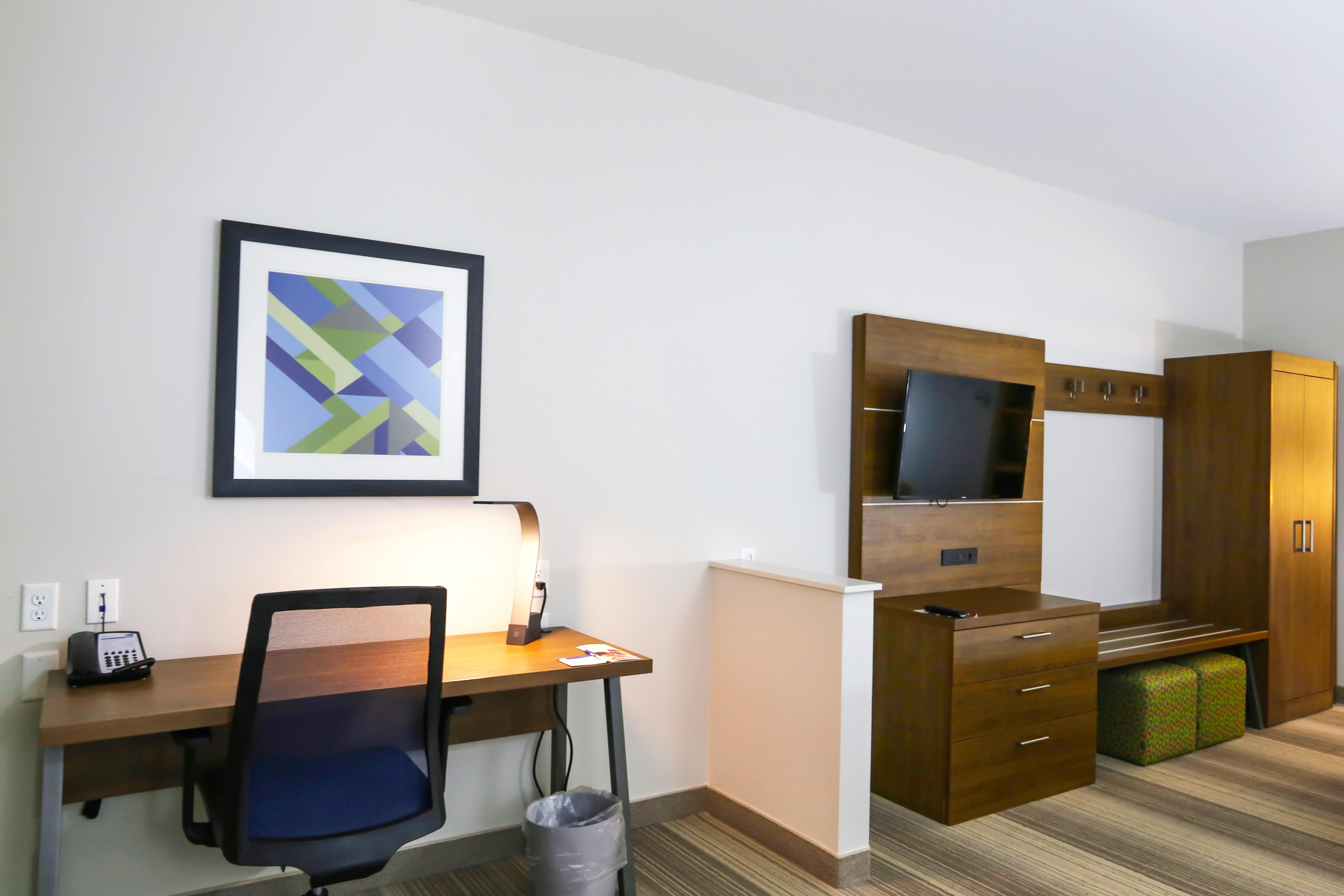 Express & - Iah - Beltway 8 By Ihg Otel