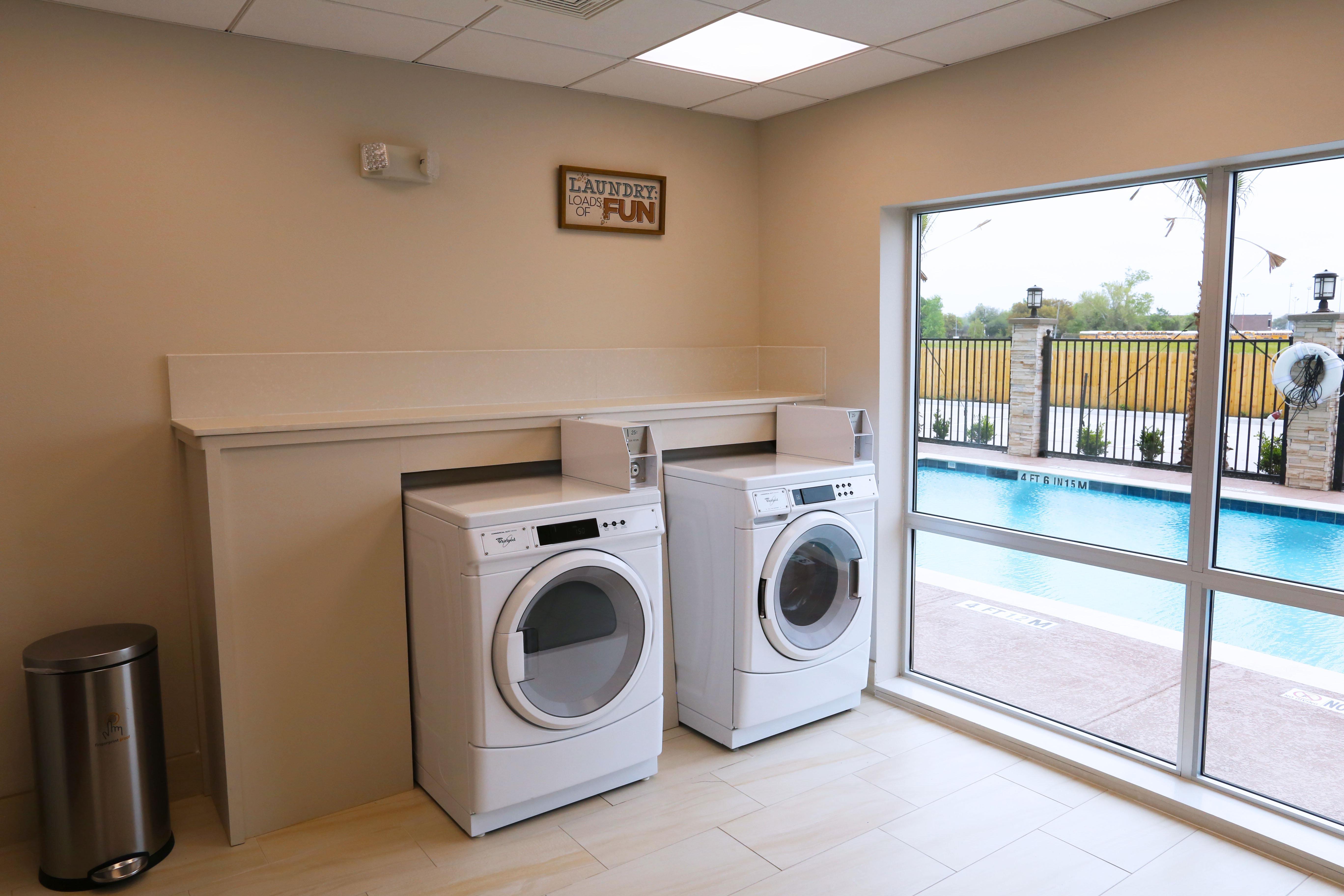 Hotel Express & - Iah - Beltway 8 By Ihg Houston