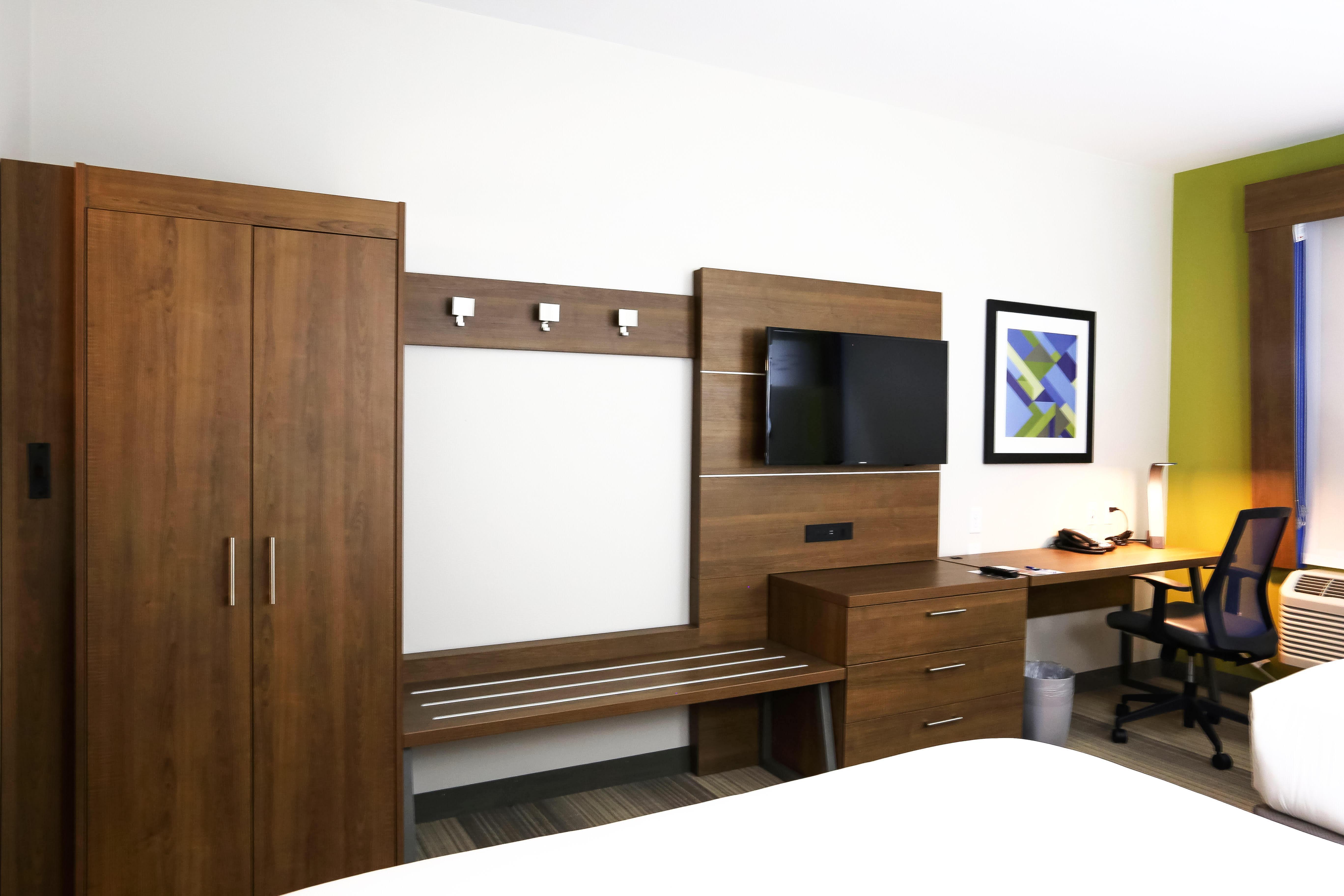 Express & - Iah - Beltway 8 By Ihg Otel 3*