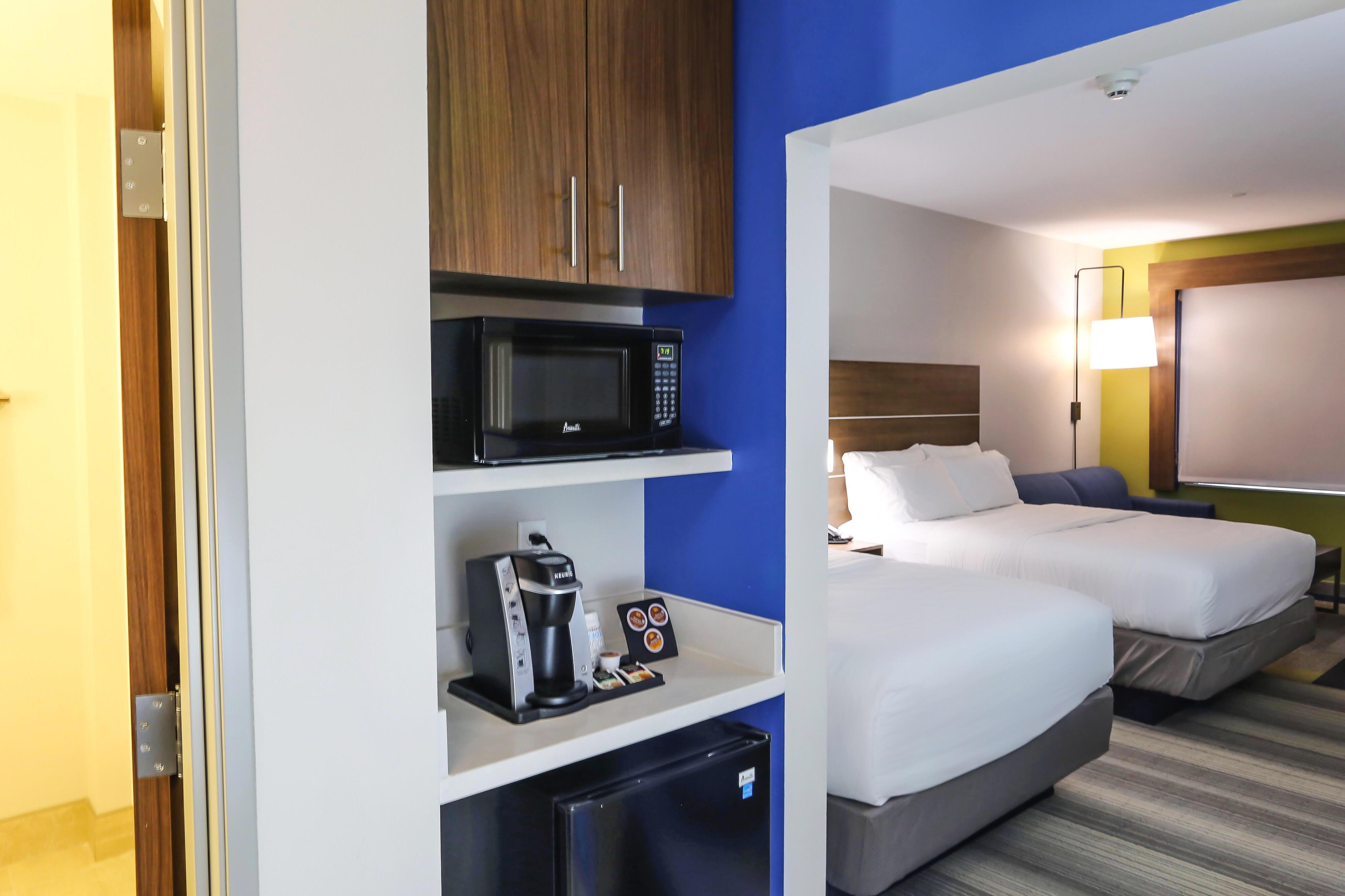 Express & - Iah - Beltway 8 By Ihg 3*