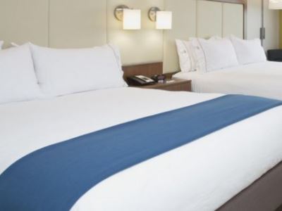 Express & - Iah - Beltway 8 By Ihg Otel 3*