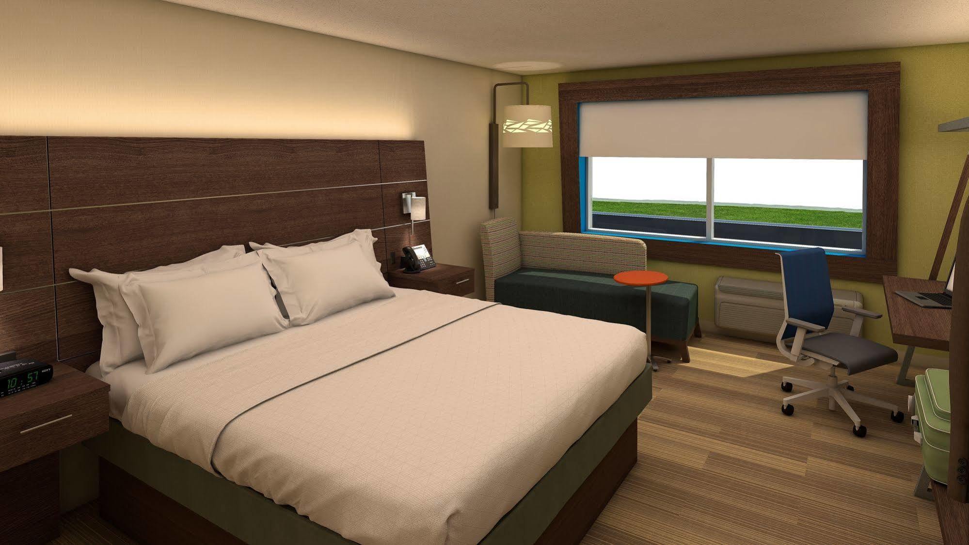 Express & - Iah - Beltway 8 By Ihg
